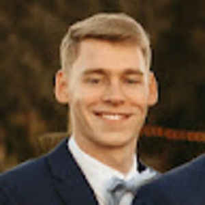 Meet your Posher, Travis